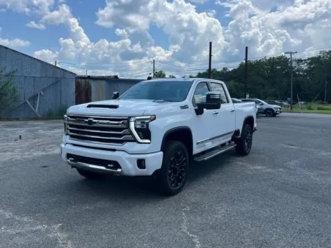 Photos of 2025 Chevrolet Silverado 2500HD High Country for sale in DeRidder, LA at Hixson Chevrolet of DeRidder