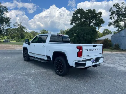 More photos of 2025 Chevrolet Silverado 2500HD High Country at Hixson Chevrolet of DeRidder, LA