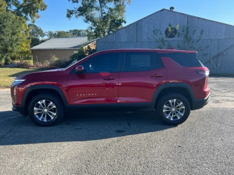 More photos of 2026 Chevrolet Equinox FWD LT at Hixson Chevrolet of DeRidder, LA