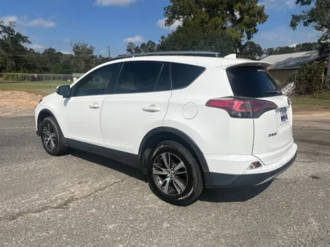 More photos of 2018 Toyota RAV4 XLE at Hixson Chevrolet of DeRidder, LA