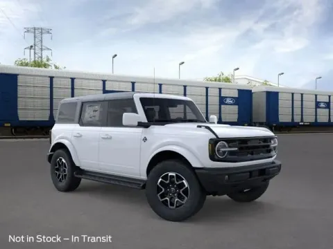 More photos of 2025 Ford Bronco Outer Banks at Hixson Ford Leesville, LA