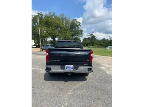 More photos of 2022 Chevrolet Silverado 1500 LT at Hixson Ford Leesville, LA