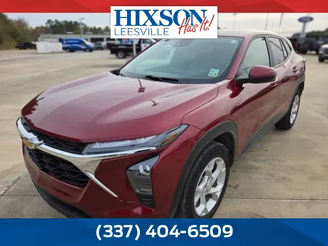 2025 Chevrolet Trax LS's photo