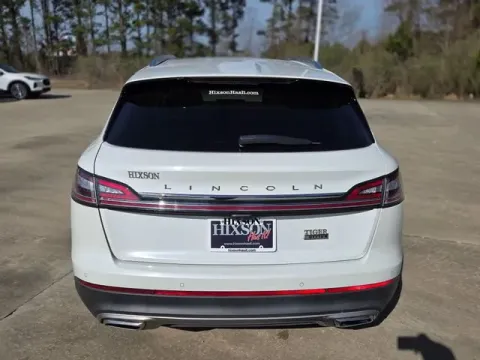 More photos of 2022 Lincoln Nautilus Standard at Hixson Ford Leesville, LA