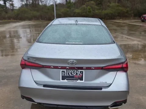 More photos of 2021 Toyota Avalon XLE at Hixson Ford Leesville, LA