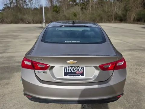 More photos of 2022 Chevrolet Malibu LS at Hixson Ford Leesville, LA