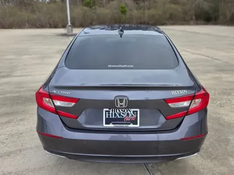 More photos of 2022 Honda Accord EX-L at Hixson Ford Leesville, LA