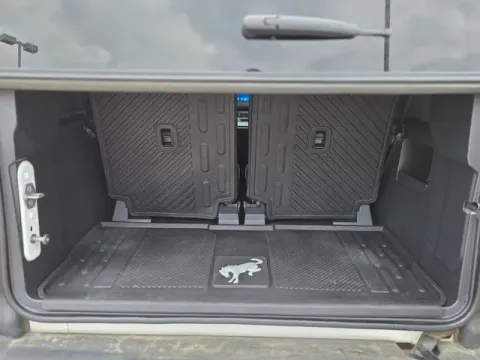 More photos of 2021 Ford Bronco Outer Banks at Hixson Ford Leesville, LA