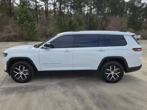 Photos of 2023 Jeep Grand Cherokee L Limited for sale in Leesville, LA at Hixson Ford Leesville