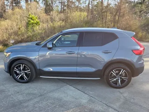 Photos of 2023 Volvo XC40 B5 Core for sale in Leesville, LA at Hixson Ford Leesville