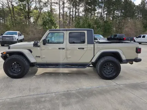 Photos of 2020 Jeep Gladiator Sport for sale in Leesville, LA at Hixson Ford Leesville