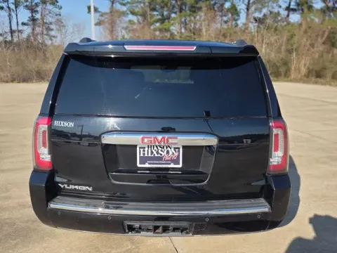 More photos of 2017 GMC Yukon Denali at Hixson Ford Leesville, LA