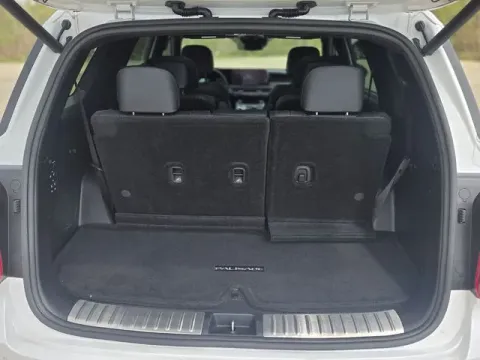 More photos of 2025 Hyundai Palisade Calligraphy at Hixson Ford Leesville, LA