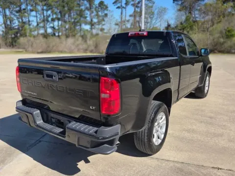 More photos of 2022 Chevrolet Colorado LT at Hixson Ford Leesville, LA