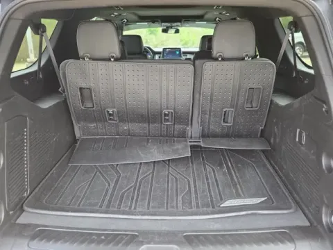 More photos of 2023 Chevrolet Suburban LT at Hixson Ford Leesville, LA