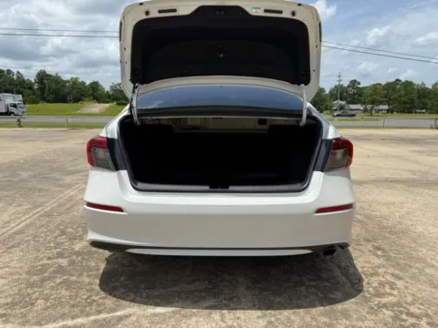 More photos of 2022 Honda Civic Sedan Sport at Hixson Ford Leesville, LA
