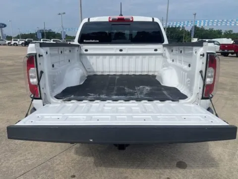 More photos of 2020 GMC Canyon 4WD All Terrain w/Cloth at Hixson Ford Leesville, LA