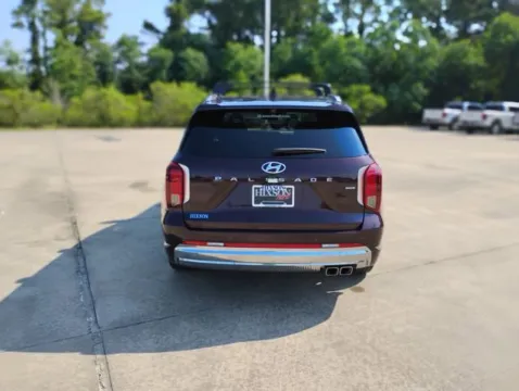More photos of 2024 Hyundai Palisade Calligraphy at Hixson Ford Leesville, LA