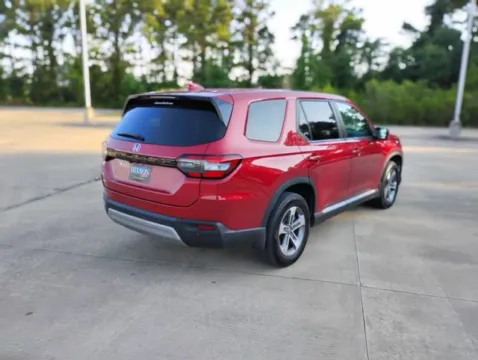 More photos of 2025 Honda Pilot EX-L at Hixson Ford Leesville, LA