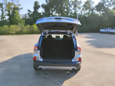More photos of 2022 Ford Escape SE at Hixson Ford Leesville, LA