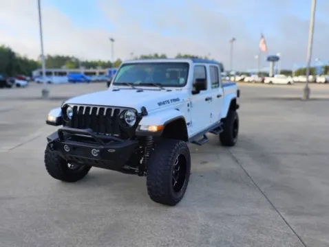 White 2023 Jeep Gladiator Willys Sport for sale in Leesville, LA