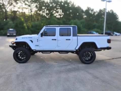 Photos of 2023 Jeep Gladiator Willys Sport for sale in Leesville, LA at Hixson Ford Leesville