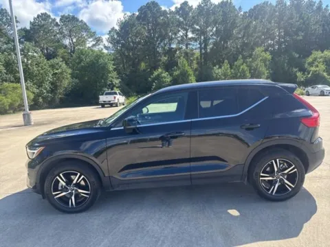 Photos of 2025 Volvo XC40 Core Bright Theme for sale in Leesville, LA at Hixson Ford Leesville