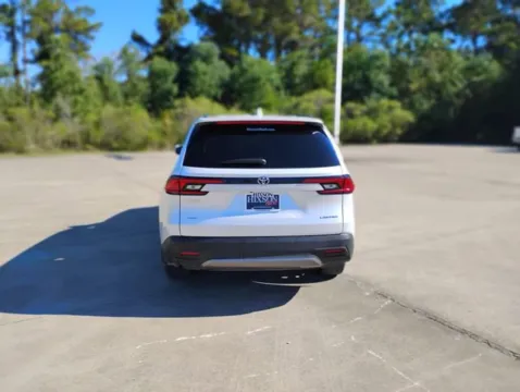 More photos of 2025 Toyota Grand Highlander Limited at Hixson Ford Leesville, LA
