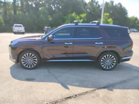 Photos of 2024 Hyundai Palisade Calligraphy for sale in Leesville, LA at Hixson Ford Leesville