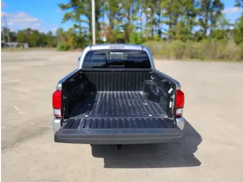 More photos of 2023 Toyota Tacoma TRD Off Road at Hixson Ford Leesville, LA