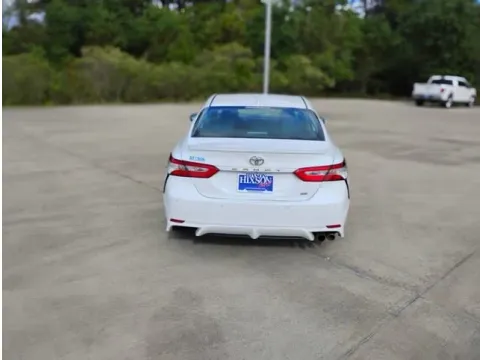 More photos of 2020 Toyota Camry SE at Hixson Ford Leesville, LA