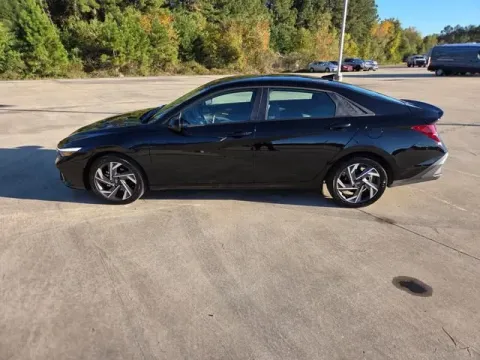 Another view of 2025 Hyundai Elantra SEL Sport for sale in Leesville, LA at Hixson Ford Leesville