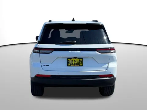 More photos of 2025 Jeep Grand Cherokee at CDJR of Moses Lake, WA