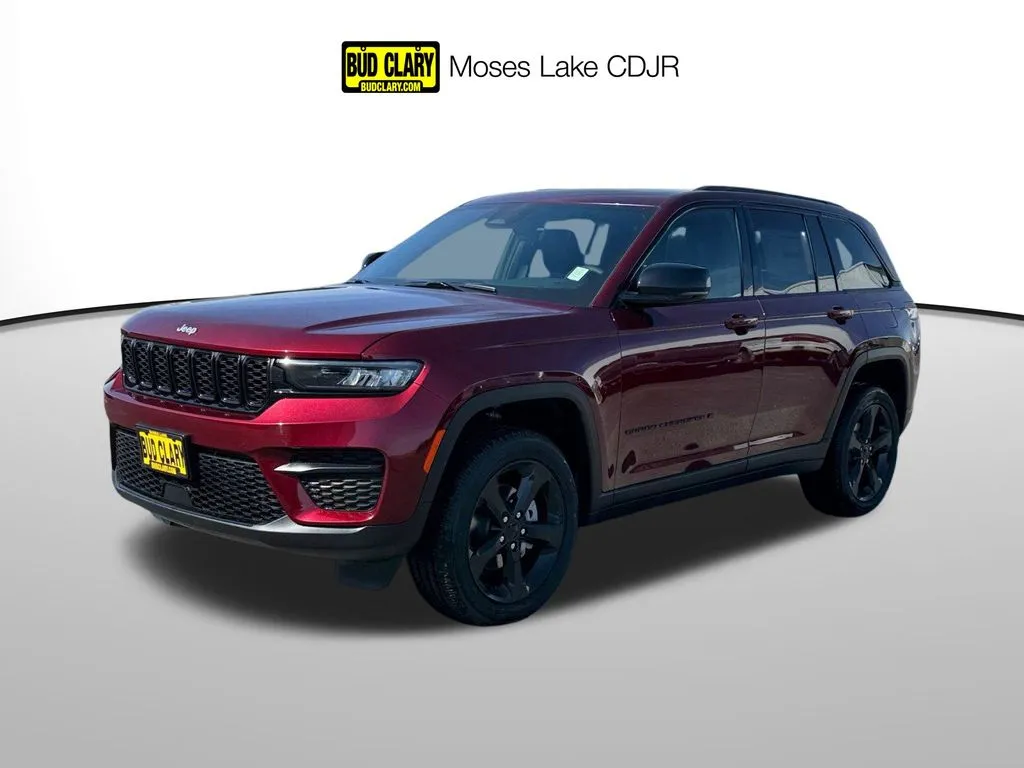 2025 Jeep Grand Cherokee Altitude's photo