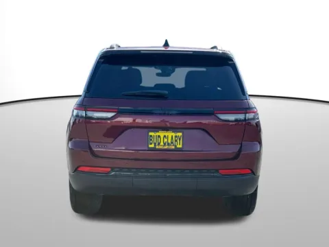 More photos of 2025 Jeep Grand Cherokee Altitude X at CDJR of Moses Lake, WA