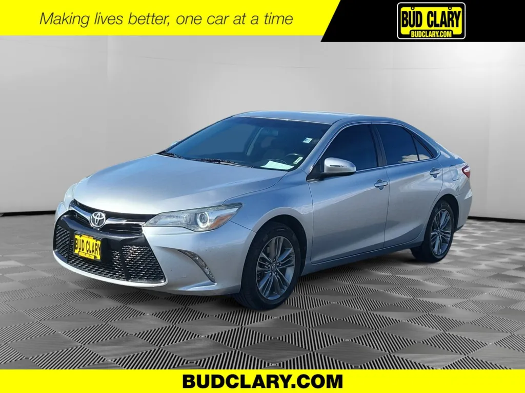 2017 Toyota Camry SE for sale in Moses Lake, WA