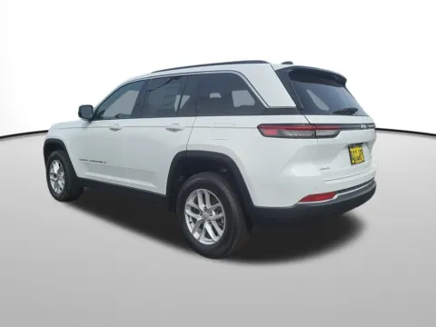 Another view of 2025 Jeep Grand Cherokee Laredo X for sale in Moses Lake, WA at Bud Clary CDJR of Moses Lake