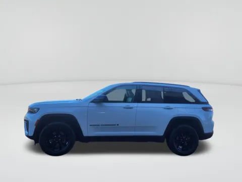 Photos of 2026 Jeep Grand Cherokee Laredo for sale in Moses Lake, WA at Bud Clary CDJR of Moses Lake