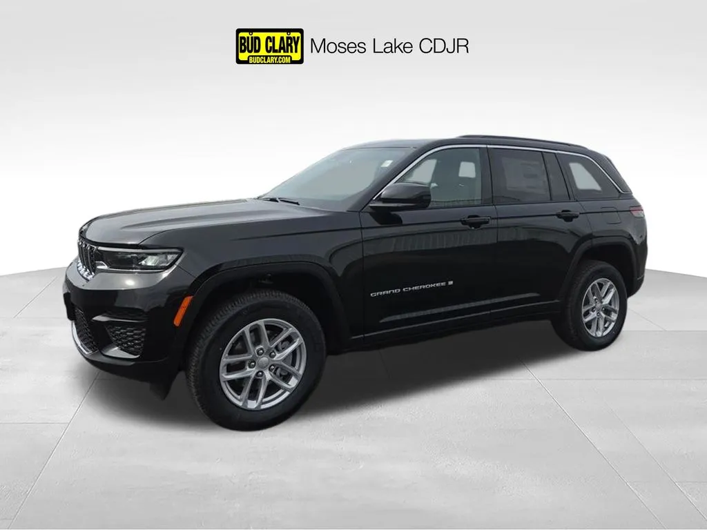 White 2026 Jeep Grand Cherokee Laredo for sale in Moses Lake, WA