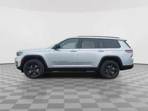 Photos of 2025 Jeep Grand Cherokee L Limited for sale in Moses Lake, WA at CDJR of Moses Lake