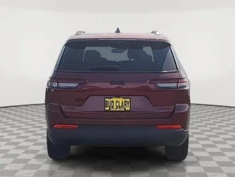 More photos of 2025 Jeep Grand Cherokee L Limited at CDJR of Moses Lake, WA