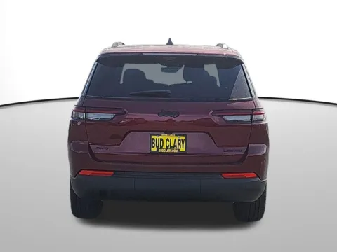 More photos of 2025 Jeep Grand Cherokee L Limited at CDJR of Moses Lake, WA