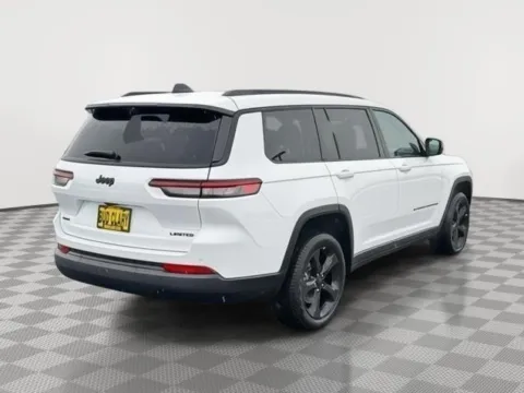 More photos of 2025 Jeep Grand Cherokee L Limited at CDJR of Moses Lake, WA