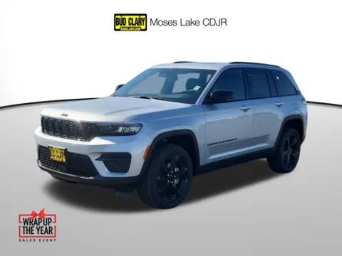 Silver 2025 Jeep Grand Cherokee Altitude X for sale in Moses Lake, WA