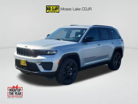 Silver 2025 Jeep Grand Cherokee Altitude X for sale in Moses Lake, WA