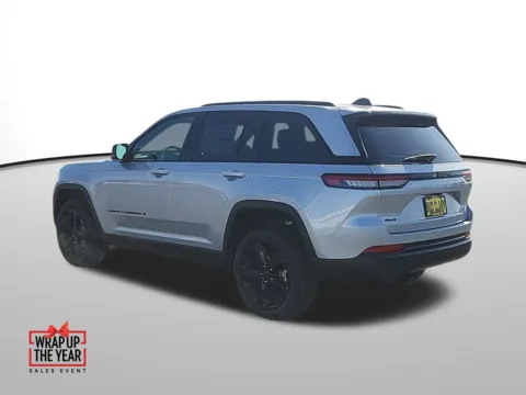 Another view of 2025 Jeep Grand Cherokee Altitude X for sale in Moses Lake, WA at CDJR of Moses Lake