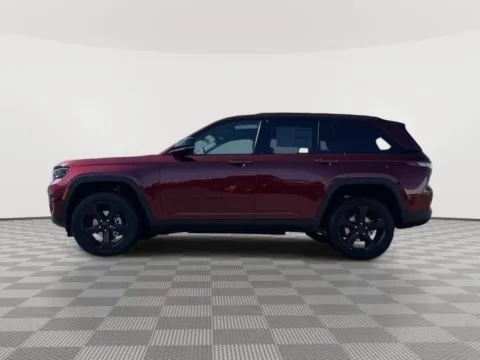 Photos of 2025 Jeep Grand Cherokee Altitude X for sale in Moses Lake, WA at CDJR of Moses Lake
