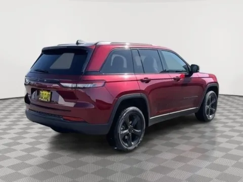 More photos of 2025 Jeep Grand Cherokee Altitude X at CDJR of Moses Lake, WA