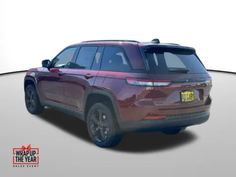 Another view of 2025 Jeep Grand Cherokee Altitude X for sale in Moses Lake, WA at CDJR of Moses Lake