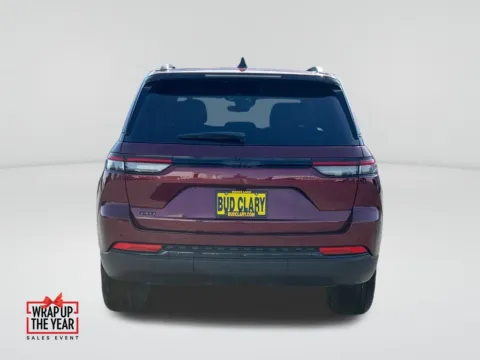 More photos of 2025 Jeep Grand Cherokee Altitude X at CDJR of Moses Lake, WA